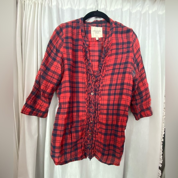Abercrombie & Fitch Tops - Abercrombie & Fitch Plaid 3/4 length sleeve ruffle button down Shirt